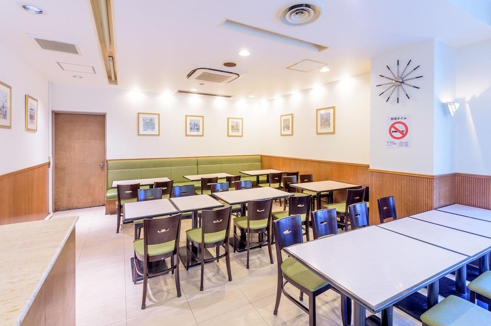Shin-Osaka Sunny Stone Hotel Zewnętrze zdjęcie